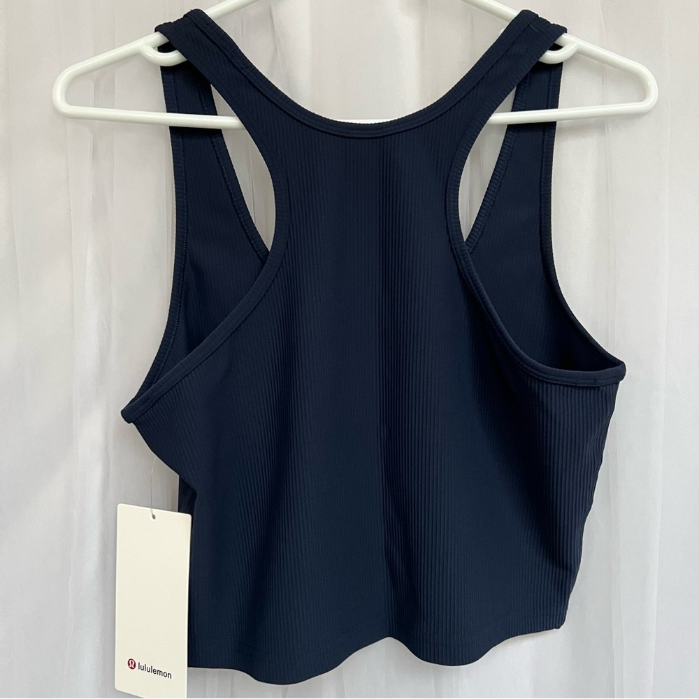 Lululemon Power Pivot Training Tank - Picture 5 of 9